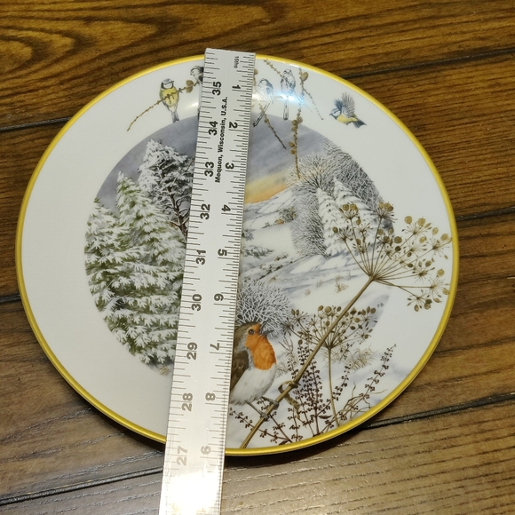 Winter Scene Decorative Plate Peter Banett A Country Lane in December 1979 - Picture 6 of 6